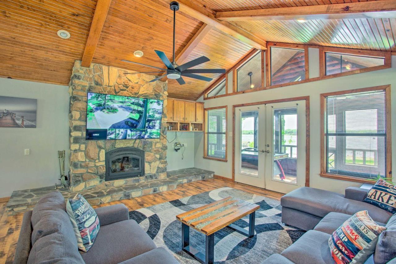 Waterfront Yantis Retreat With Deck And Zipline! Villa Exterior photo