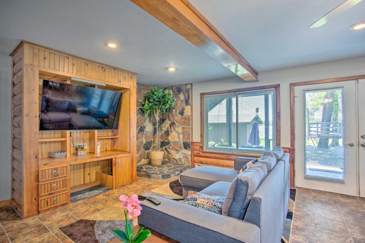 Waterfront Yantis Retreat With Deck And Zipline! Villa Exterior photo